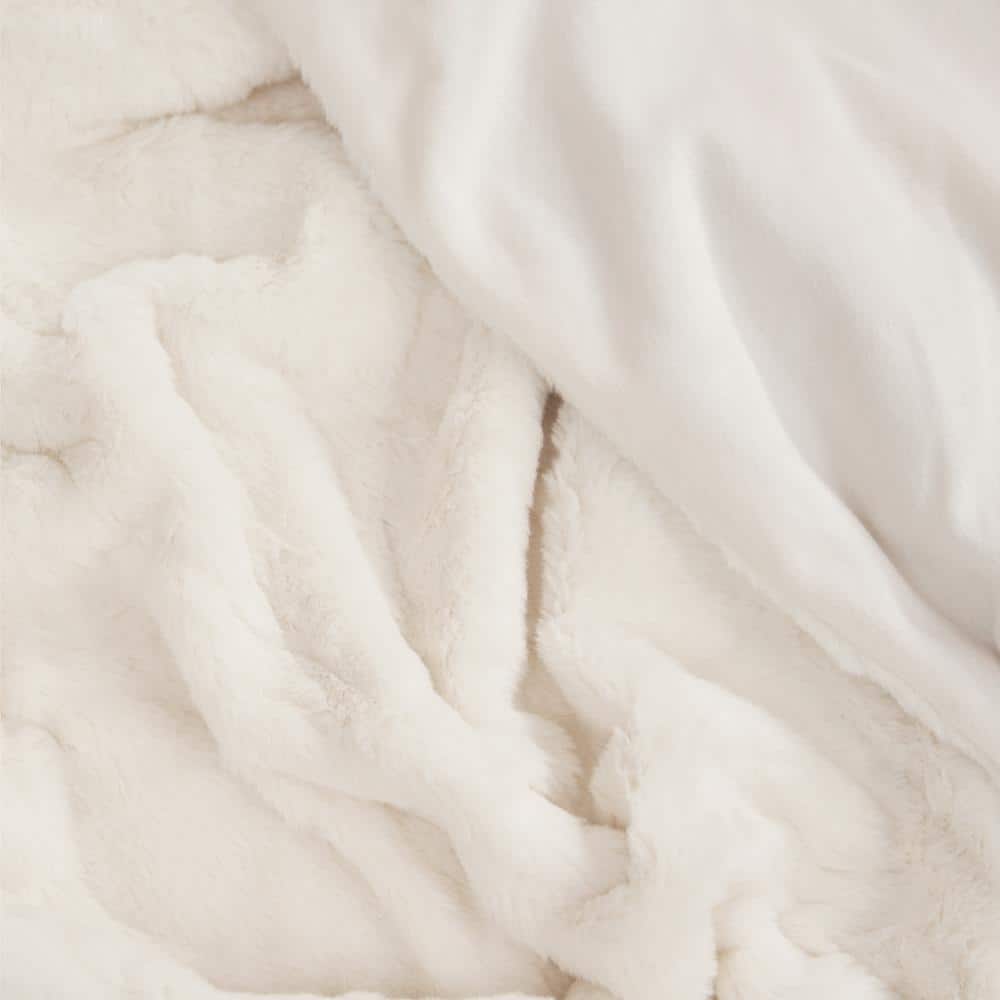 Ivory Embossed Cable Faux Fur Reversible Throw Blanket 50" x 70"