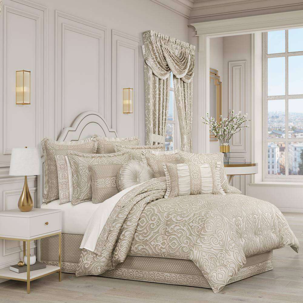 Ivory Scroll Border Patterned Square Throw Pillow