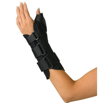 Medium Wrist and Forearm Left-Handed Splint with Abducted Thumb
