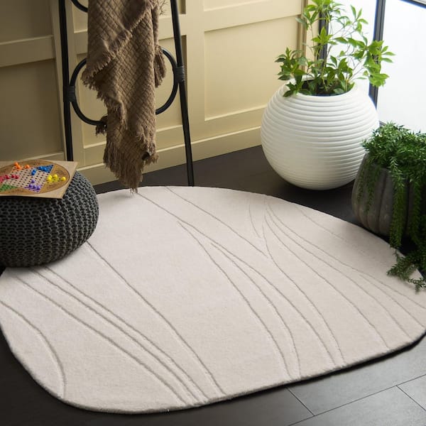Novelty 6 ft. x 6 ft. Ivory Solid Wavy Specialty Area Rug