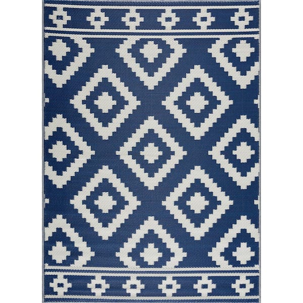 Unbranded Milan Navy and Creme 8 ft. x 10 ft. Reversible Indoor/Outdoor Recycled,Plastic,Weather,Water,Stain,Fade and UV Resistant