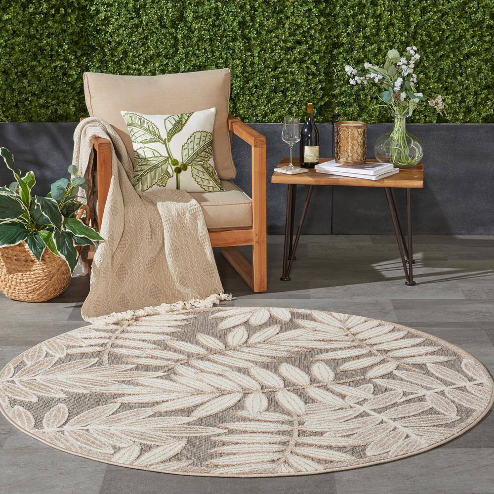Natural Round Flat Woven Floral Area Rug