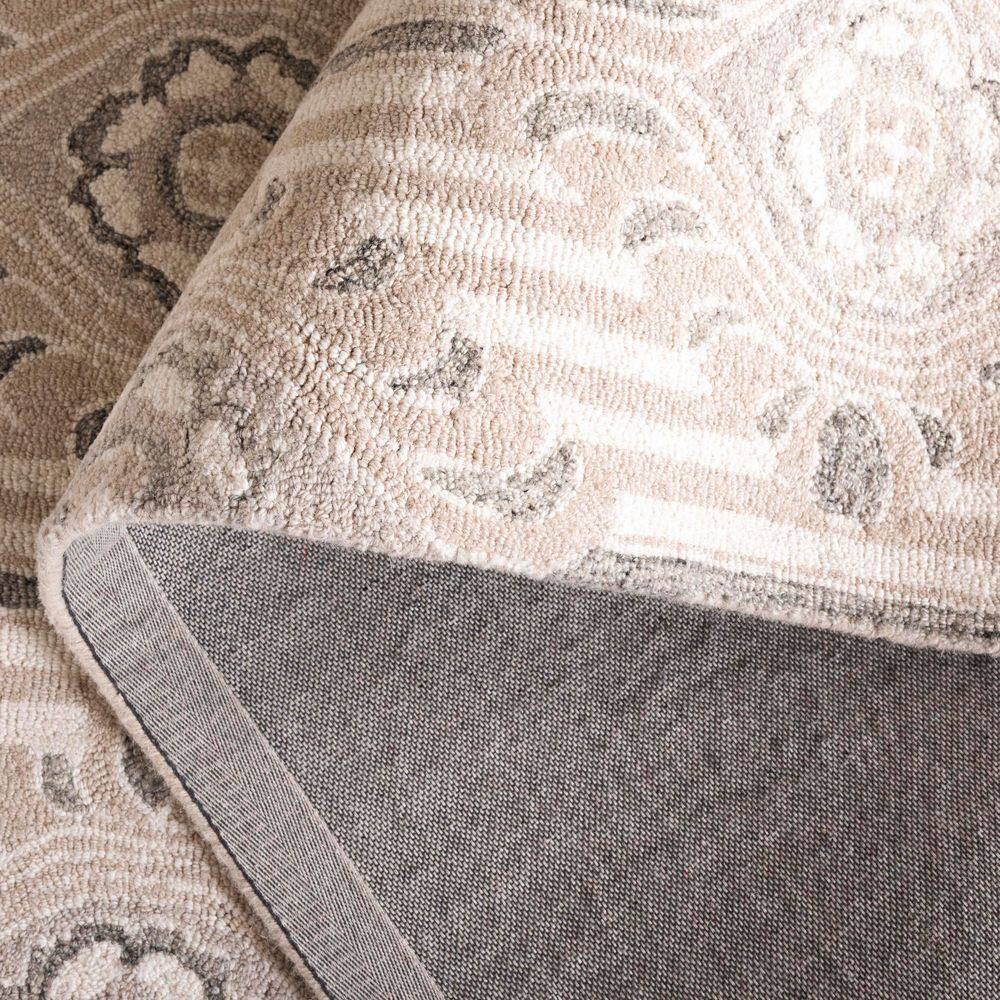 Beige and Ivory Floral Handmade Wool Cotton 8' x 10' Rug