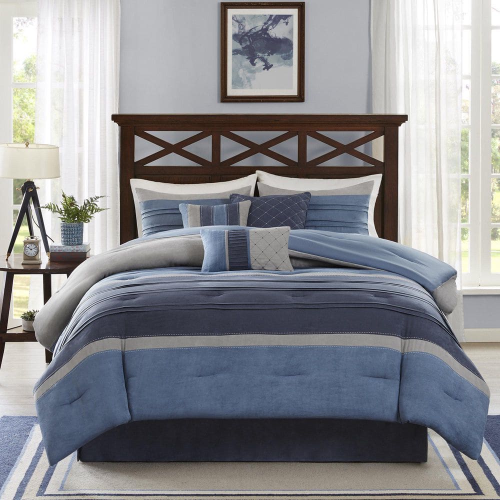 Saban 7-Piece Navy Polyester California King Comforter Set price history on PriceWatchPro
