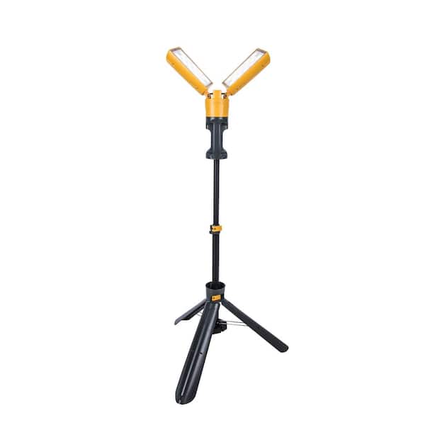 LUTEC 3300-Lumen Integrated LED Work Light with Tripod
