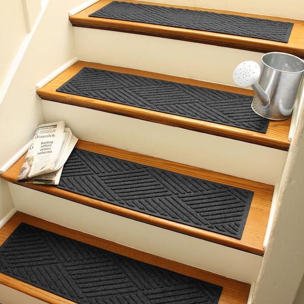 Waterhog Diamonds 8.5 in. x 30 in. PET Polyester Indoor Outdoor Stair Tread Cover (Set of 4) Charcoal