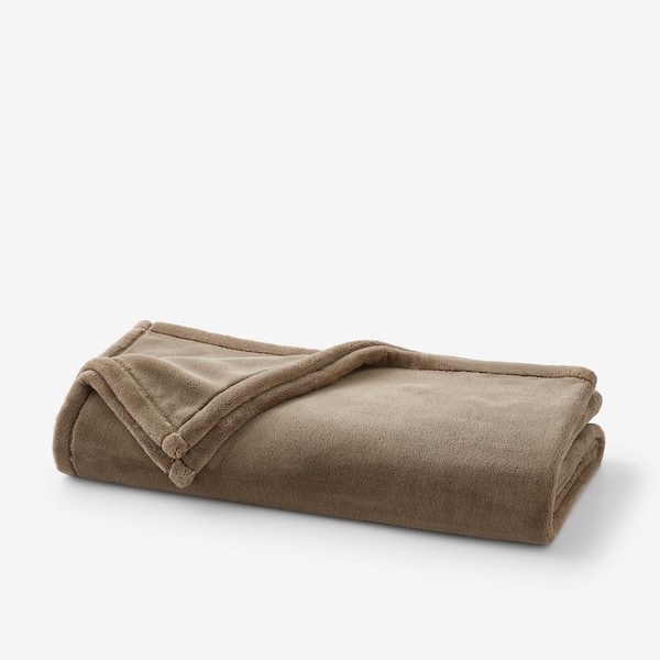Company Plush Silver Mink Polyester Blanket
