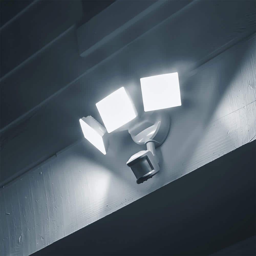 White Triple-Head LED Motion Sensor Security Floodlight