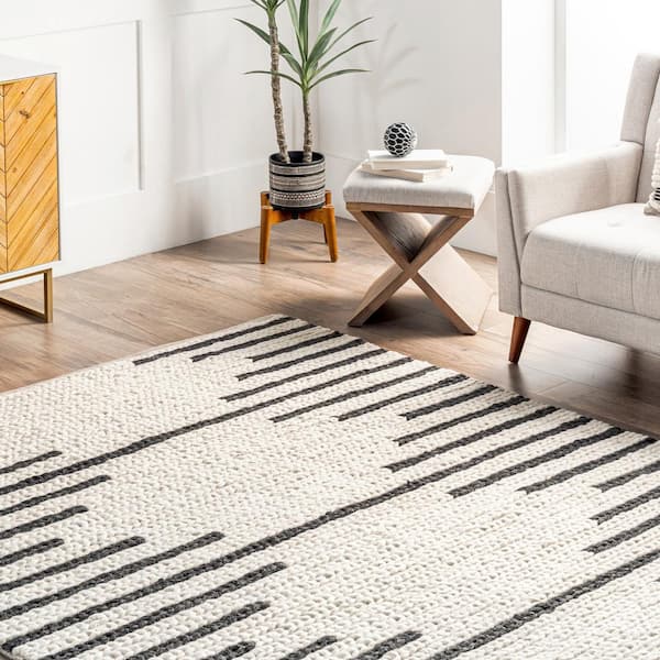 nuLOOM 8 x 10 Braided Ivory Indoor/Outdoor Stripe Coastal Area Rug in the  Rugs department at