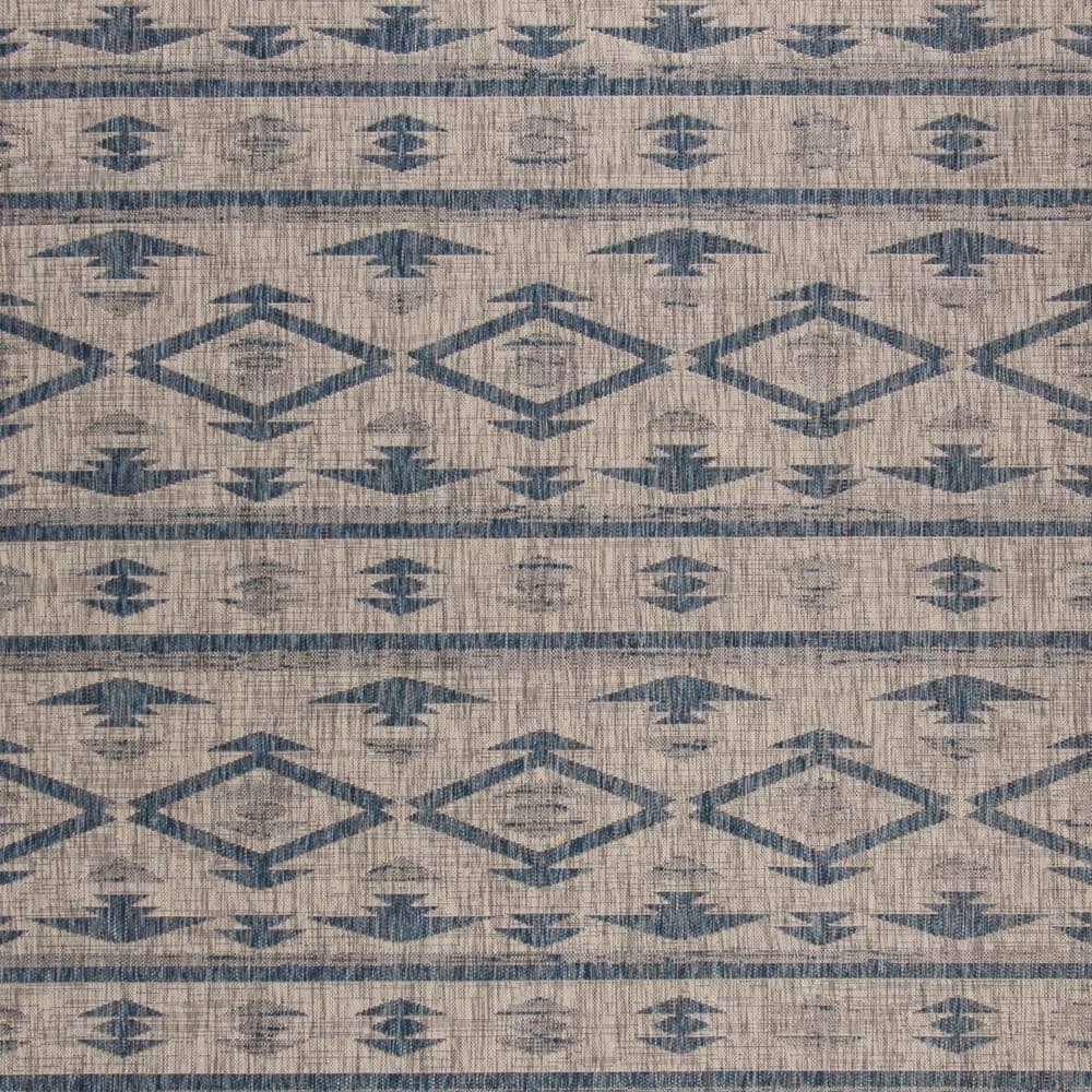 Luxurious Grey and Navy Rectangular Synthetic Outdoor Rug 8' x 11'