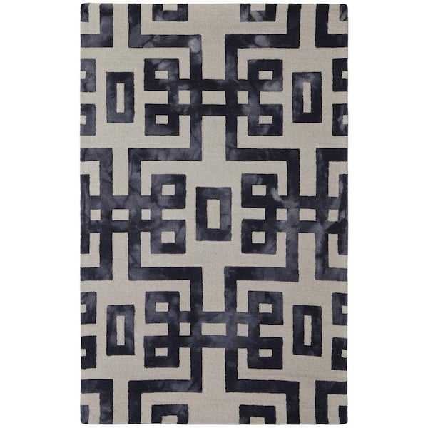 HomeRoots 5 x 8 Ivory and Black Solid Color Area Rug