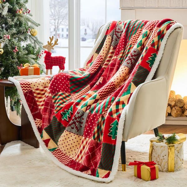 Red Christmas Sherpa Flannel Reversible Throw Blanket, Soft Fleece Blanket for Couch Sofa Bed, Festive Winter Decor