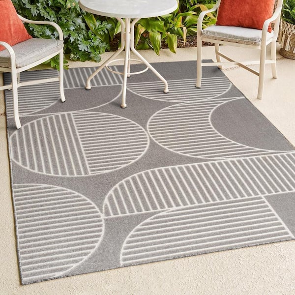 JONATHAN Y Nordby High-Low Geometric Arch Scandi Striped Gray/Cream 5 ft. x 8 ft. Indoor/Outdoor Area Rug