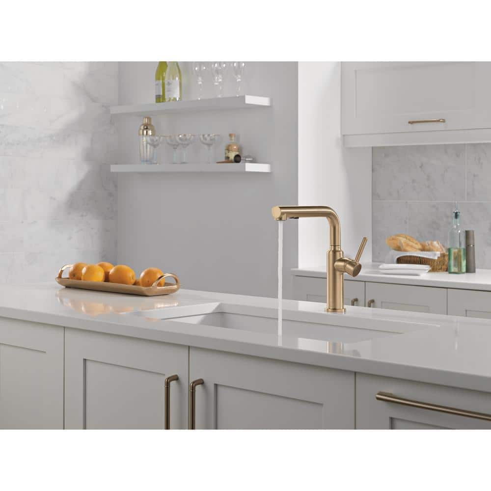Champagne Bronze Single Handle Pull-Out Kitchen Faucet