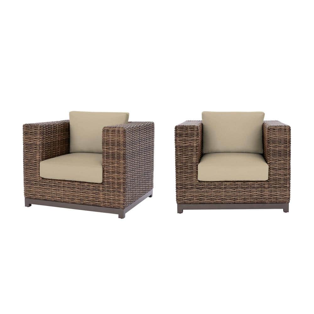 Hampton Bay Fernlake Brown Wicker Outdoor Patio Stationary Lounge Chair with CushionGuard Putty