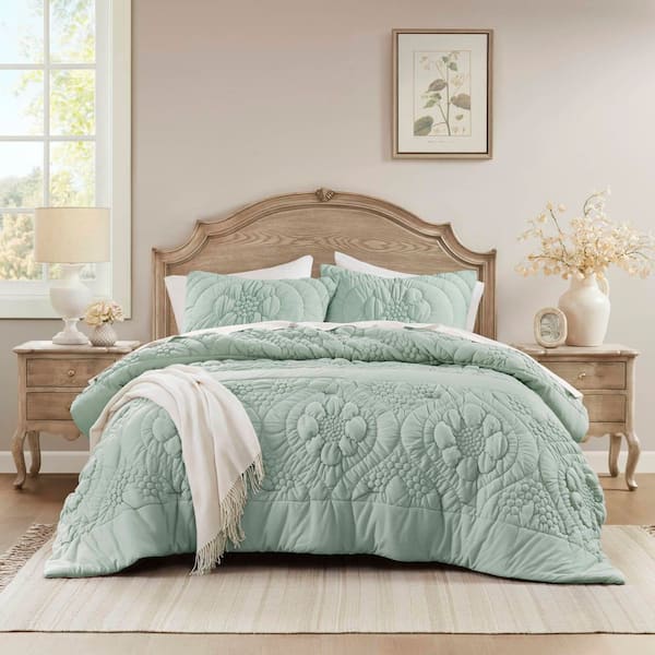 Amelie 3-Piece Sage Polyester King Comforter Set