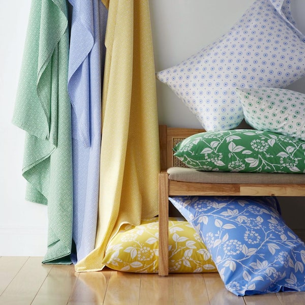 https://images.thdstatic.com/productImages/4bf4d1af-425a-5777-8990-546908a47749/svn/the-company-store-pillowcases-51052f-std-green-77_600.jpg