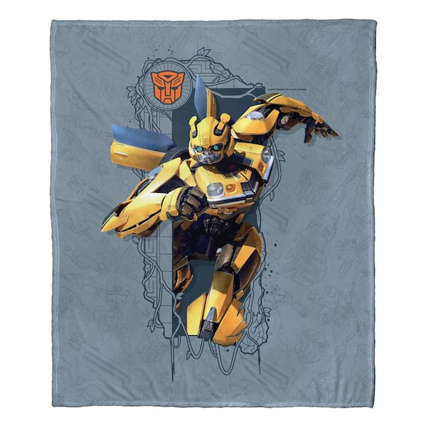 THE NORTHWEST GROUP Hasbro Transformers: Rise Of The Beasts Bumblebee Silk Touch Throw