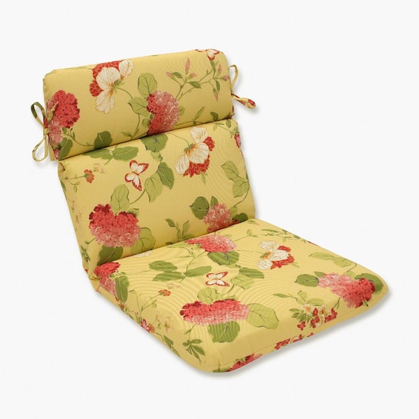 Pillow Perfect Bright Floral Outdoor/Indoor 21 in. W x 3 in. H Deep Seat, 1-Piece Chair Cushion with Round Corners in Gold/Red Risa