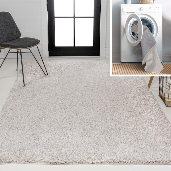 JONATHAN Y Light Gray 3 ft. x 5 ft. Clayton Coastal Solid Glam Shag Machine-Washable Area Rug