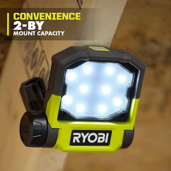 RYOBI - Lampe sur pince 18V - 900 Lumens - rotat…