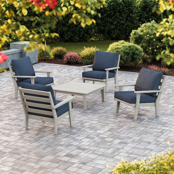POLYWOOD Grant Park 5-Piece Sand Plastic Conversation Set With Stone Blue Cushions