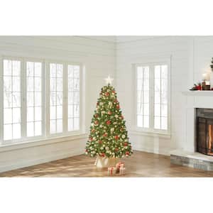 6.5 ft. North Valley Spruce Artificial Christmas Tree with 450 Lights