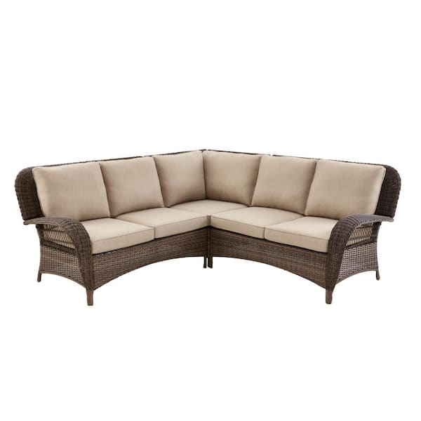 Hampton bay beacon park wicker clearance outdoor loveseat with toffee cushions