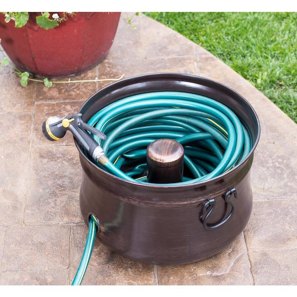 How To Make a Hose Reel From a Bucket - The Art of Doing Stuff