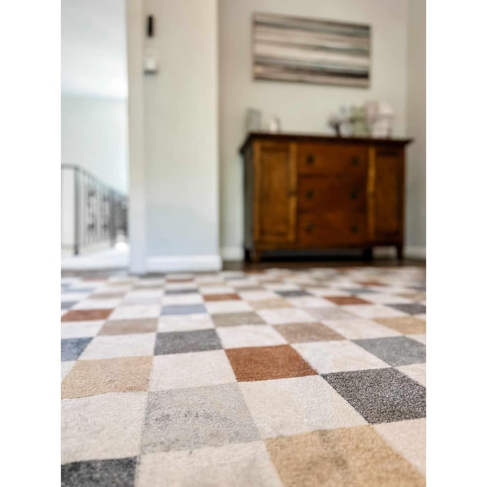 Alia Blue and Tan Checkered Washable Polyester Rug