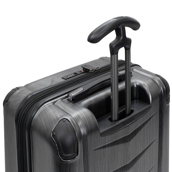 Traveler's Choice Silverwood 21 in. Carry-on Polycarbonate