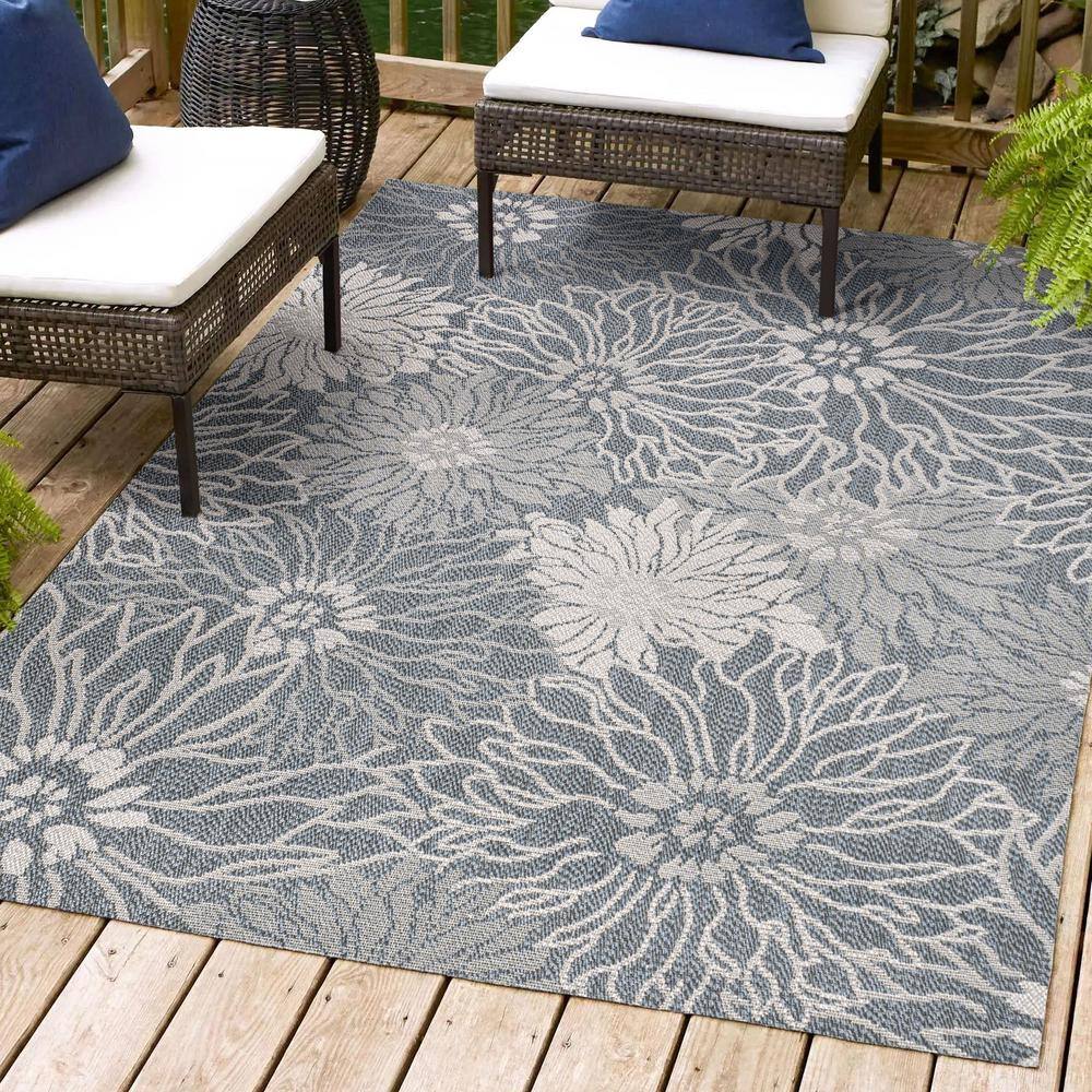 3' x 5' Navy and Gray Synthetic Floral Indoor/Outdoor Area Rug