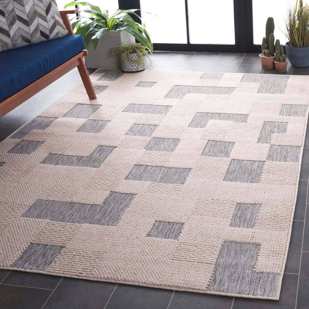 Gray Geometric 9' x 12' Synthetic Easy Care Rug