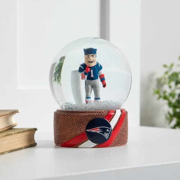 Evergreen Enterprises New England Patriots 5 in. Glass Tabletop Snow Globe