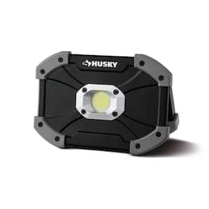 700 Lumens LED Utility Light