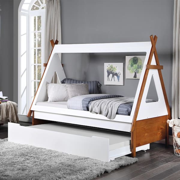 Loreen White Frame Twin Platform Bed