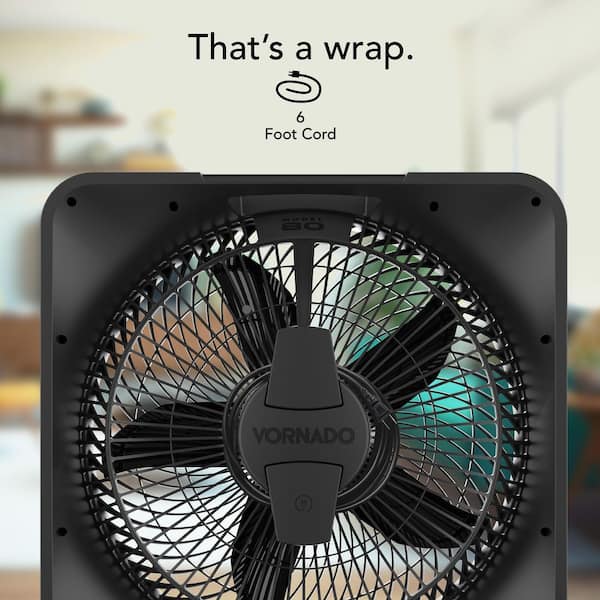 Vornado 卓上扇風機 ホワイト 箱付き Vornado Model 80 17.64 in. Diameter Box Fan in White with Cord