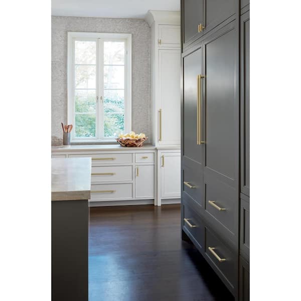 Bronx 24 in. (610mm) Modern Golden Champagne Bar Appliance Pull