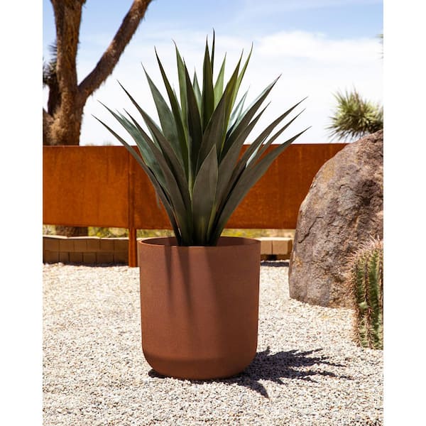 Patina Kona Large Rust Plastic Round Planter with Drainage Holes (18.5 in. L x 18.5 in. W x 19.75 in. H)