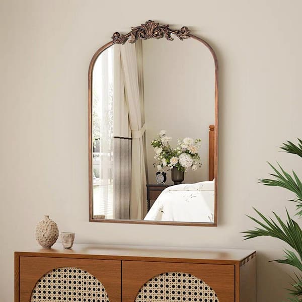 20 in. W x 30 in. H Baroque Carved Antique Gold Arched Framed Wall Bathroom Vanity Mirror
