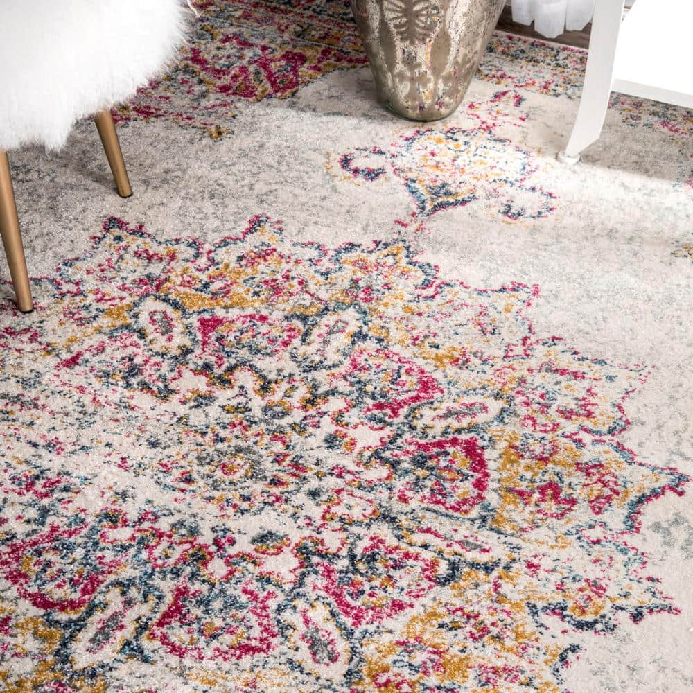 Reversible Pink Medallion 4' x 6' Synthetic Area Rug