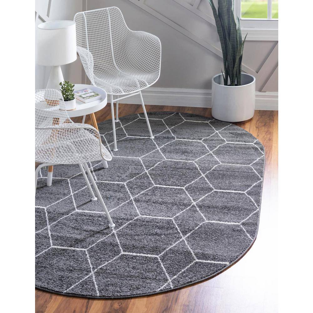 Trellis Frieze Dark Gray and Ivory Oval Synthetic Area Rug