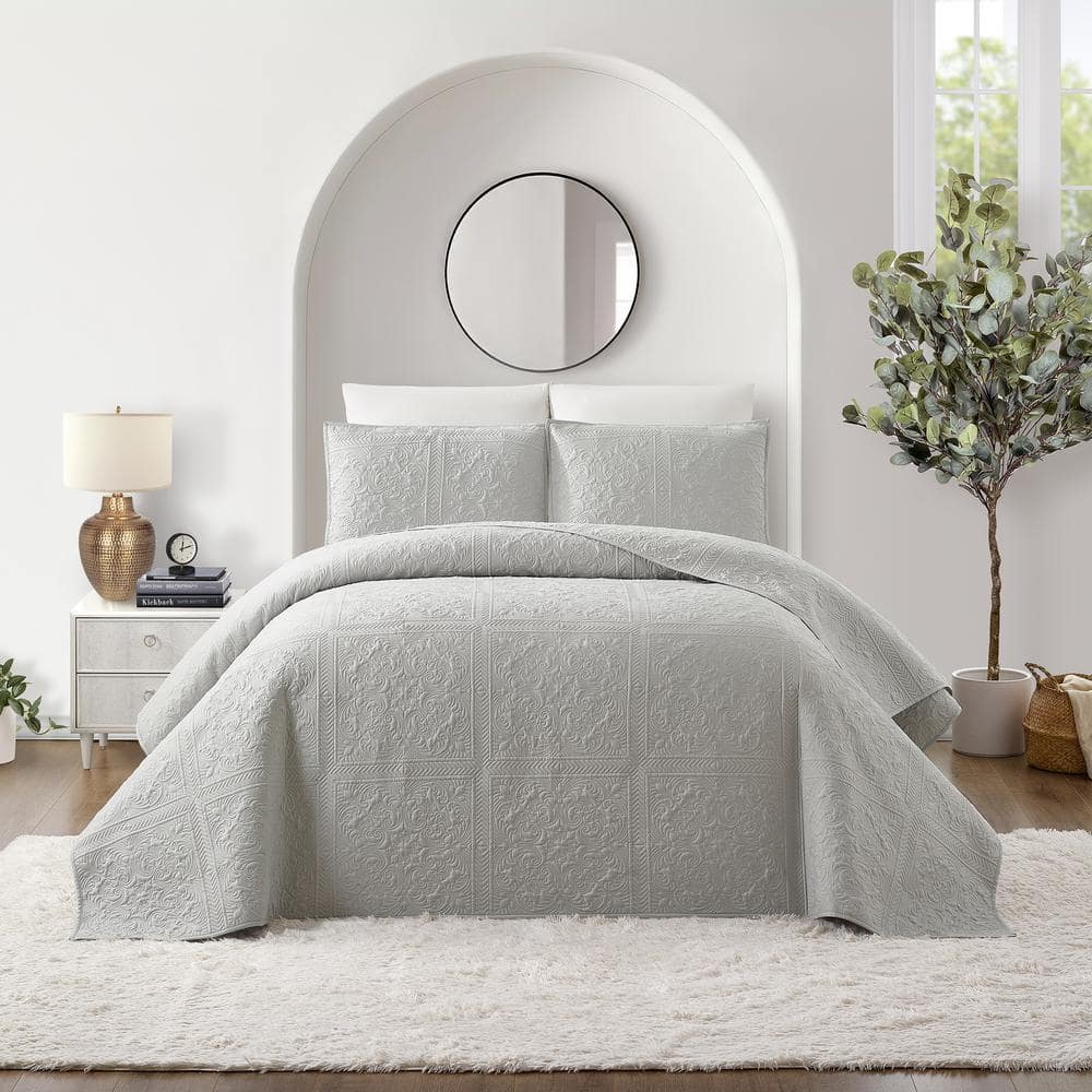 Gray Full Microfiber Bedspread Set with Intricate Stitch Pattern