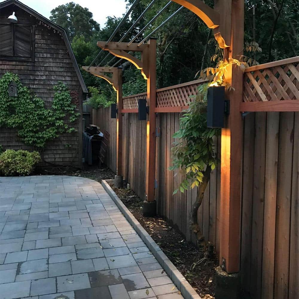 Matte Black Aluminum Rectangular Outdoor Wall Lantern 4.75-inch