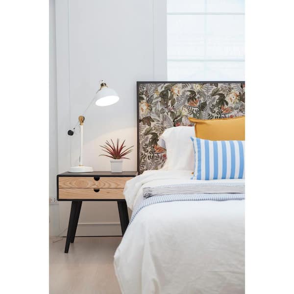 RoomMates Green Tropical Vibe Peel & Stick Wallpaper - Removable, Repositionable Wall Decor
