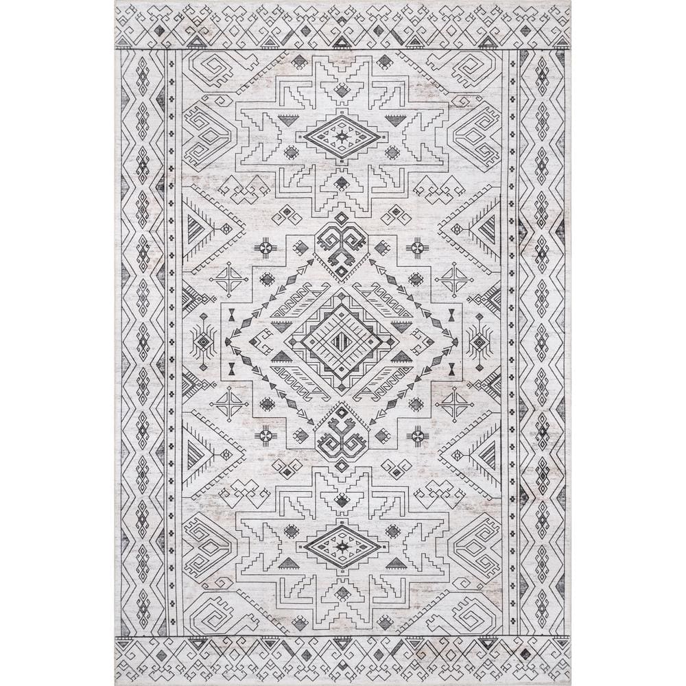https://images.thdstatic.com/productImages/4c9e28a0-3107-4789-8637-251b71cd35c7/svn/light-gray-nuloom-area-rugs-birv61a-406-64_1000.jpg