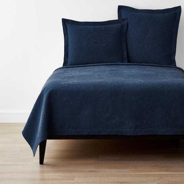 The Company Store Putnam Matelasse Navy Cotton King Coverlet