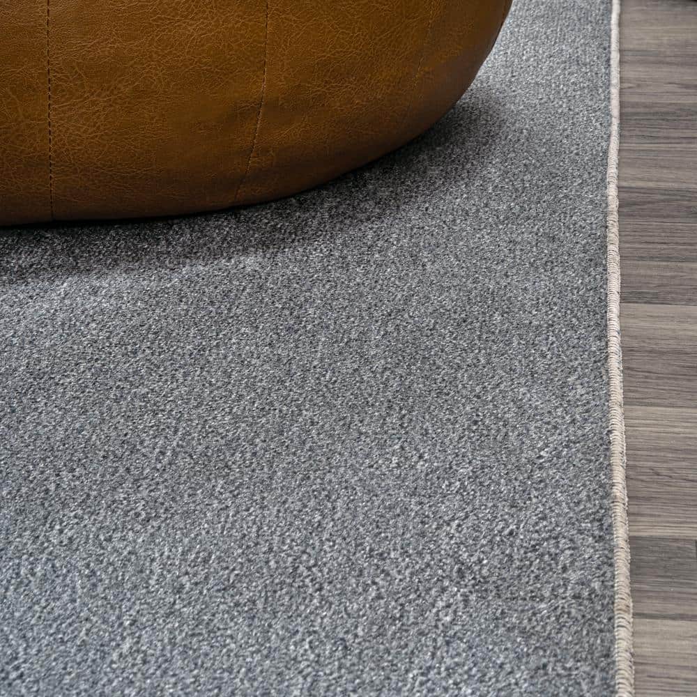 Gray 3' x 5' Solid Synthetic Machine-Washable Area Rug