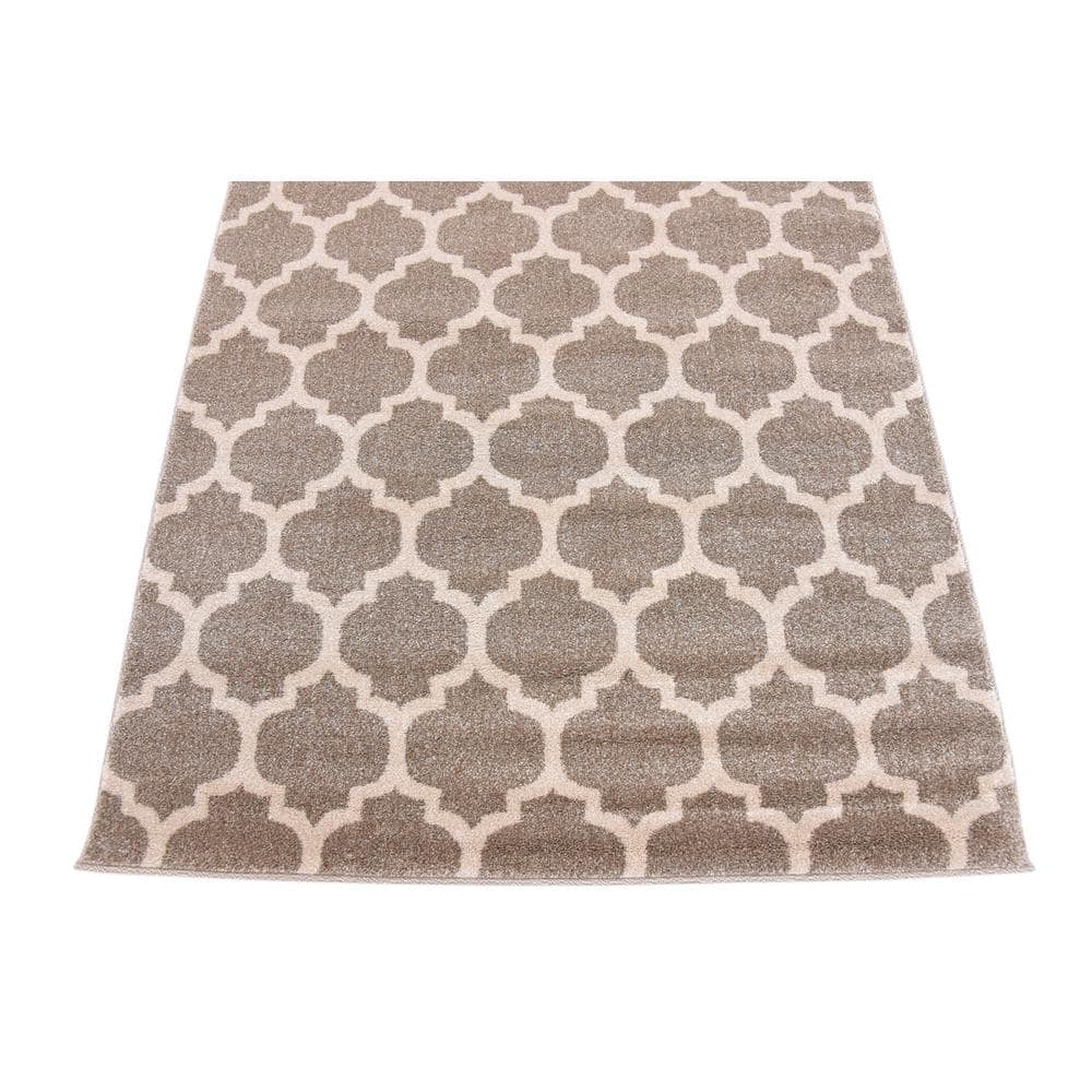 Elegant Trellis Light Brown 4'x6' Stain-Resistant Area Rug