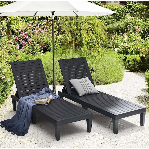 HEARTH & HARBOR Black 2-Piece Plastic Patio Outdoor Chaise Lounge Recliner Adjustable Chair (Set of 2)